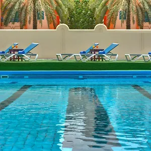 https://al-bustan-hotel-flats.sharjah-hotels.com